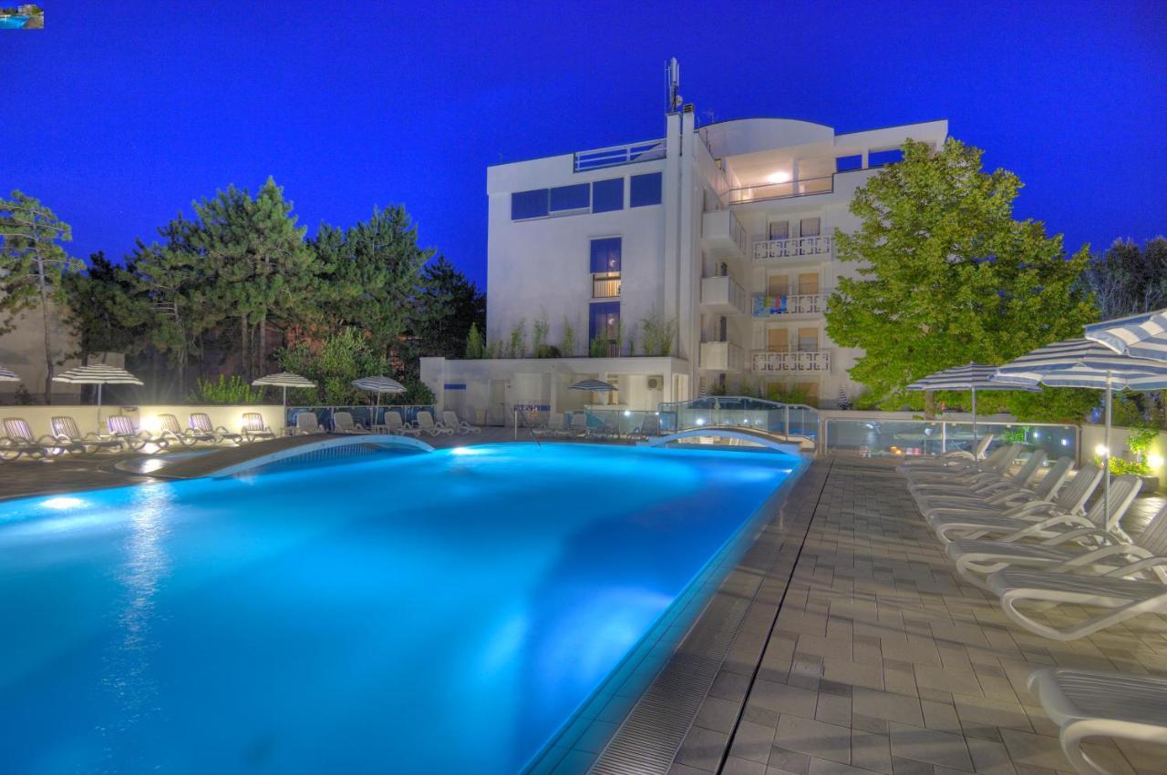Hotel Firenze Bibione Dış mekan fotoğraf