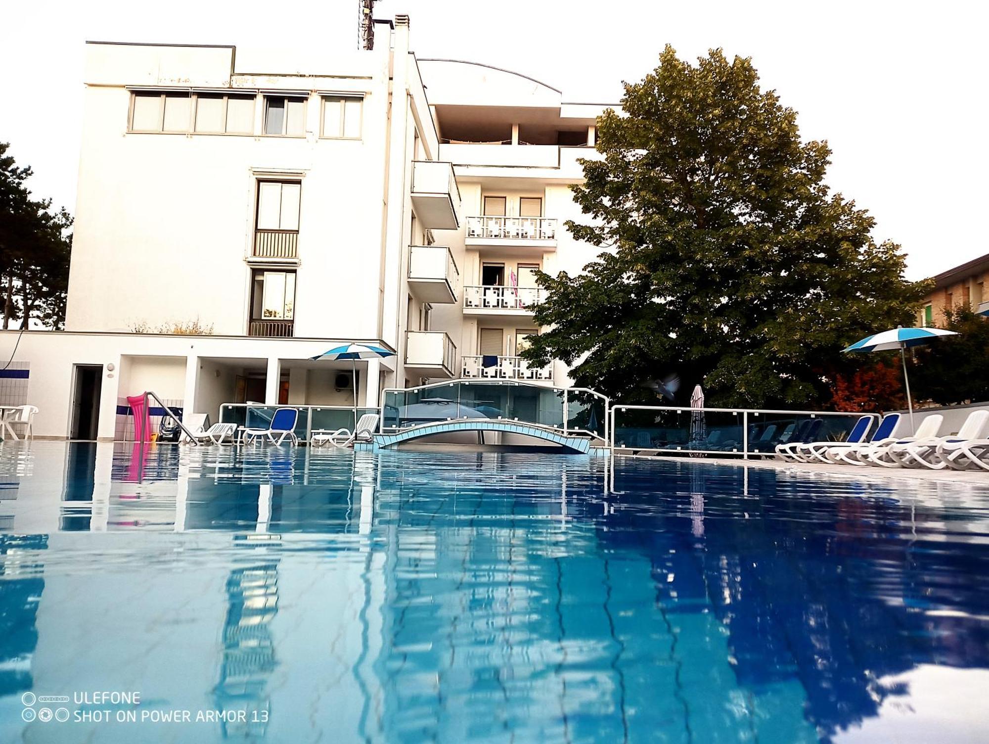 Hotel Firenze Bibione Dış mekan fotoğraf